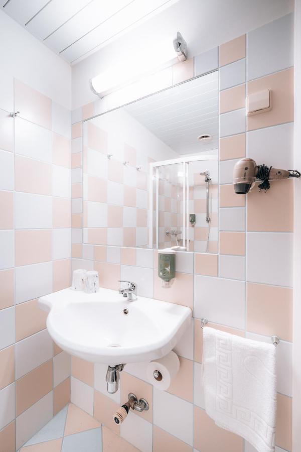 Hotel Nospa Kuressaare Luaran gambar